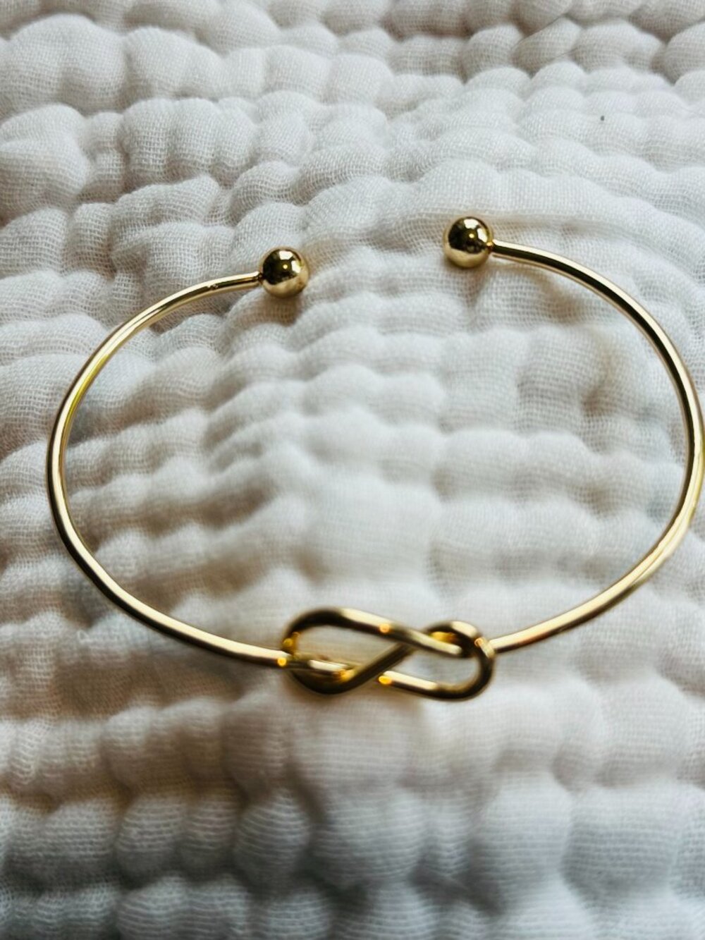 Brand New Bangle Bracelet, infinity 8 design